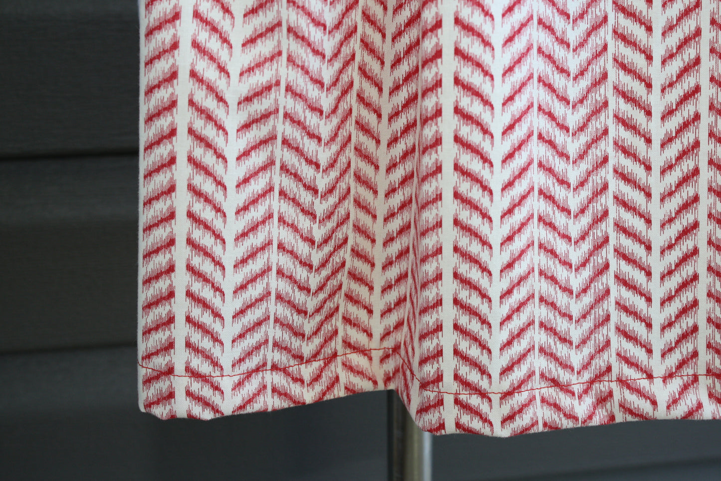 red herringbone skirt size 5