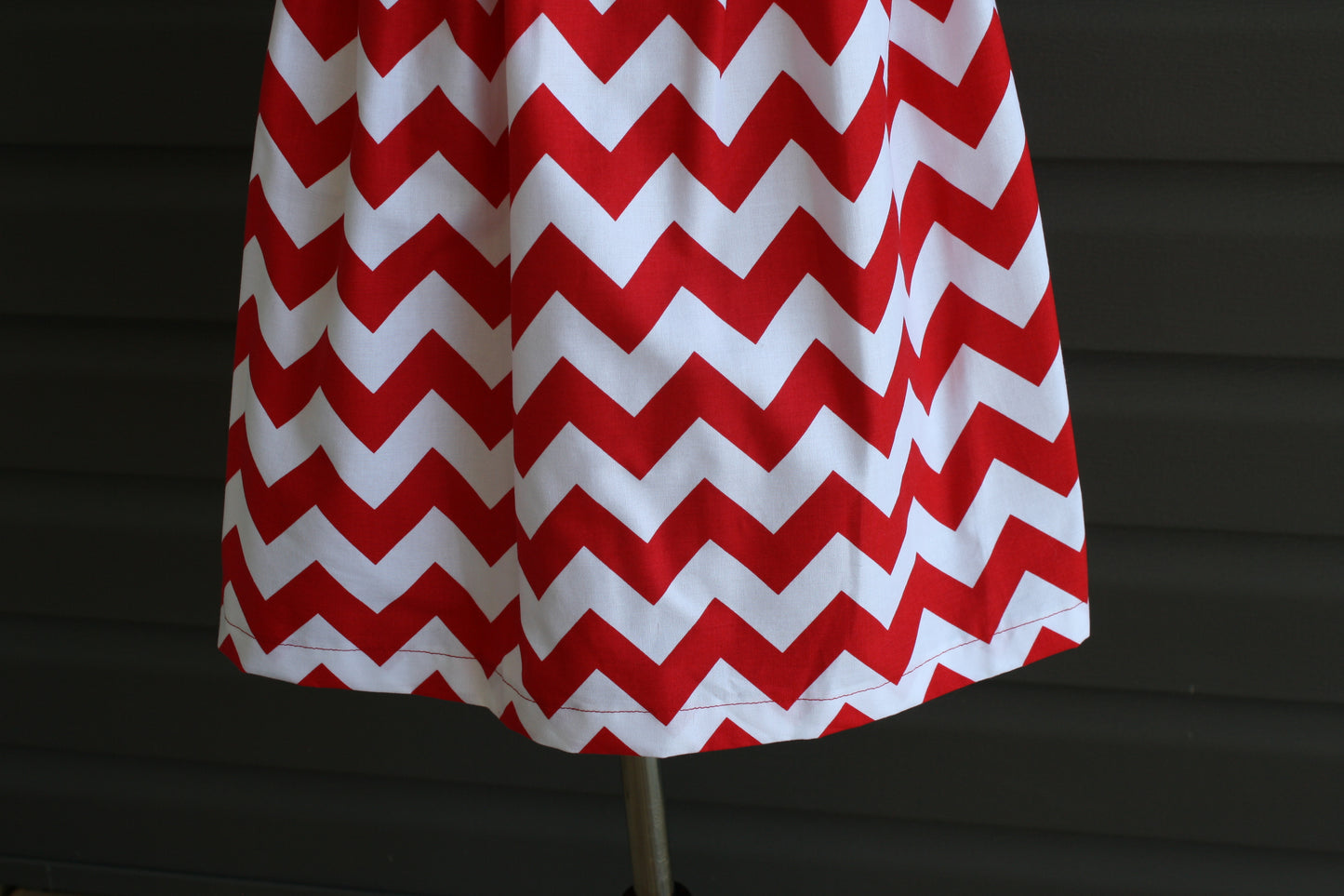red chevron kids skirt size 5