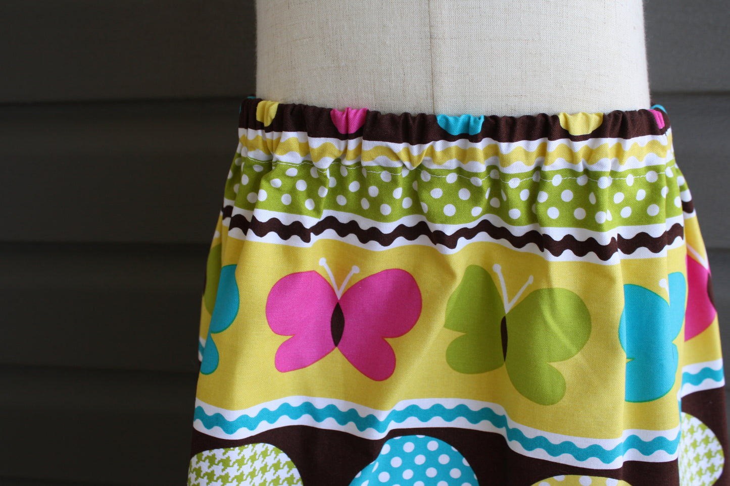 retro mushroom kids skirt size 6