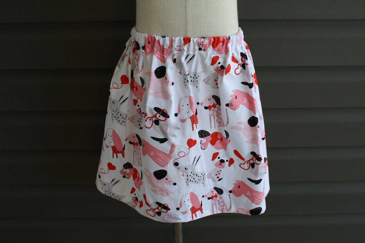 rainbows and hearts kids skirt size 4