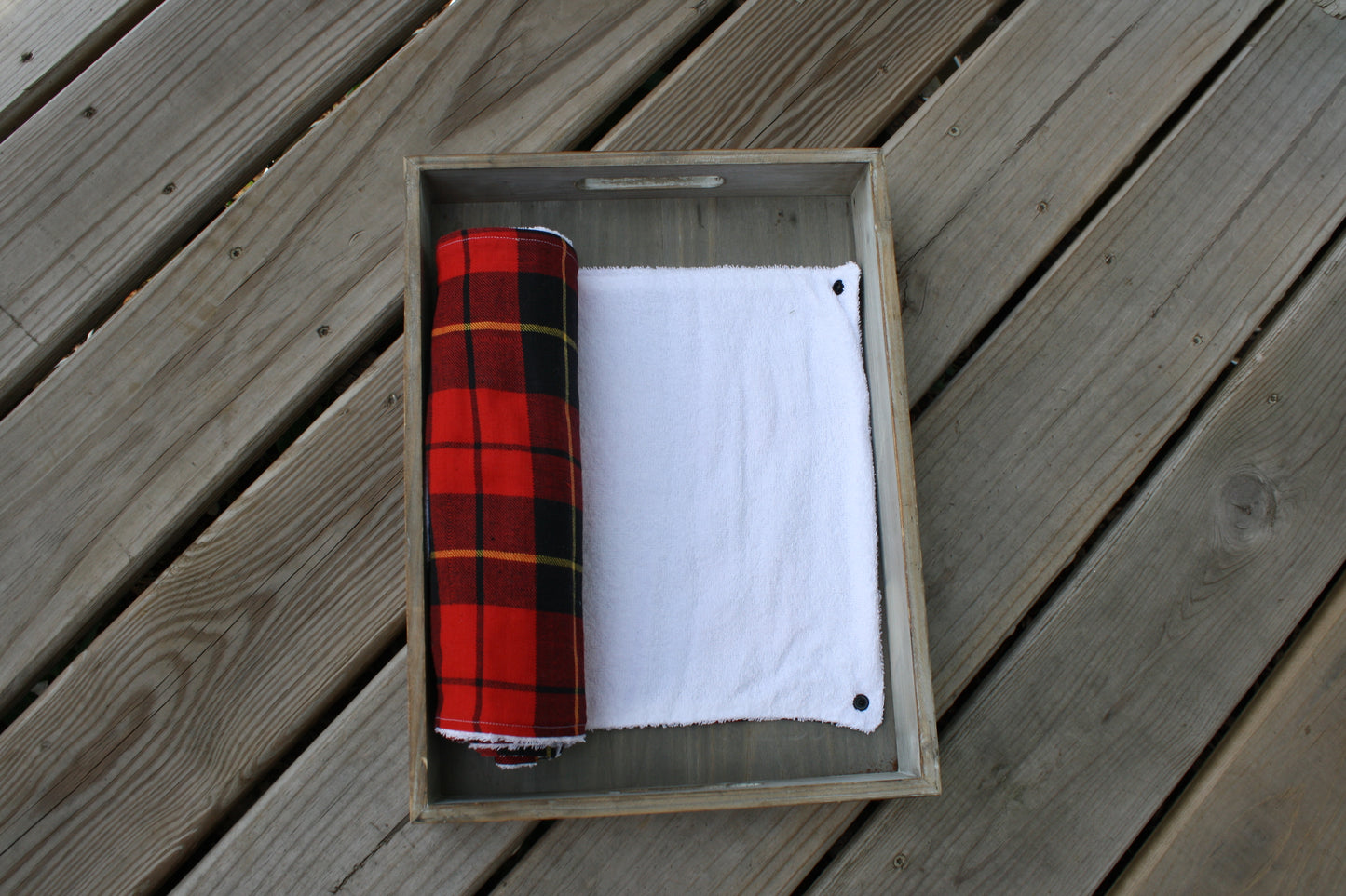 red and black plaid snap together towel set